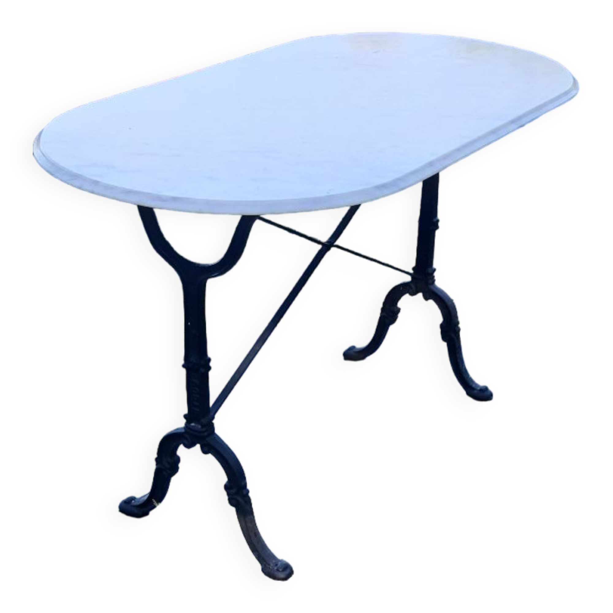 Oval bistro table