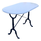 Oval bistro table