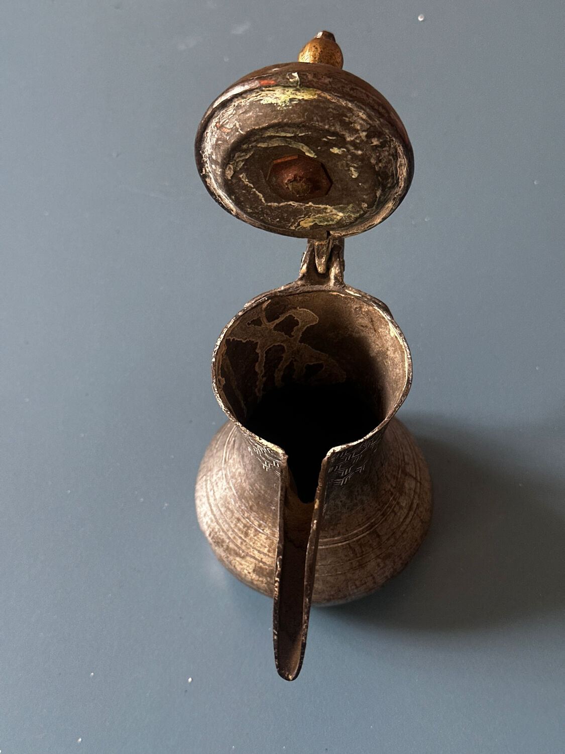 Eastern Verseuse "Dallah" Metal and Engraved Brass circa 1900