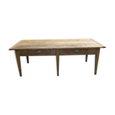 Farm table