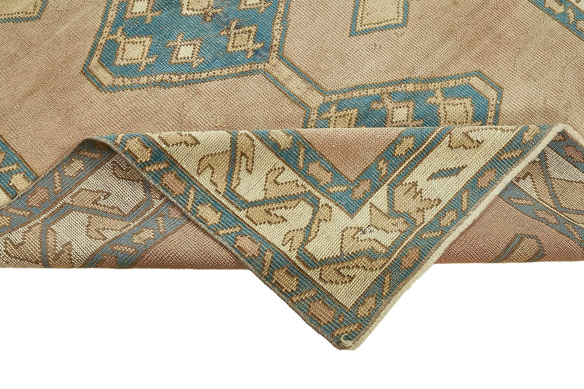 Turkish Vintage Anatolian Rug 145 cm x 220 cm
