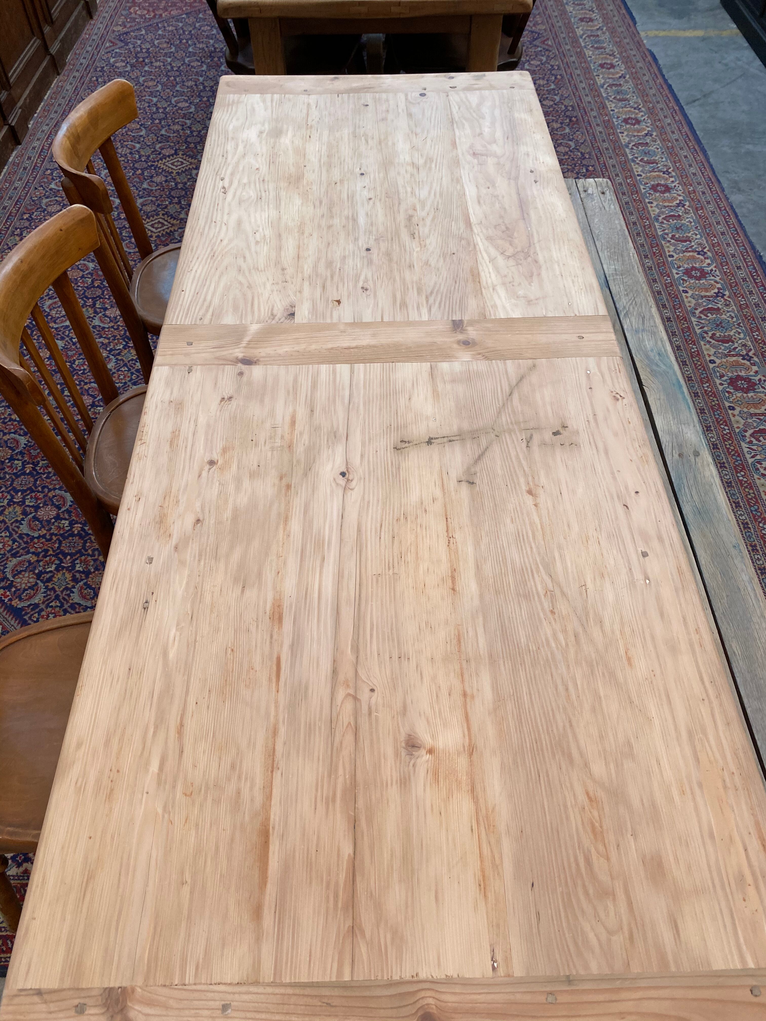 Farm table feet turned
