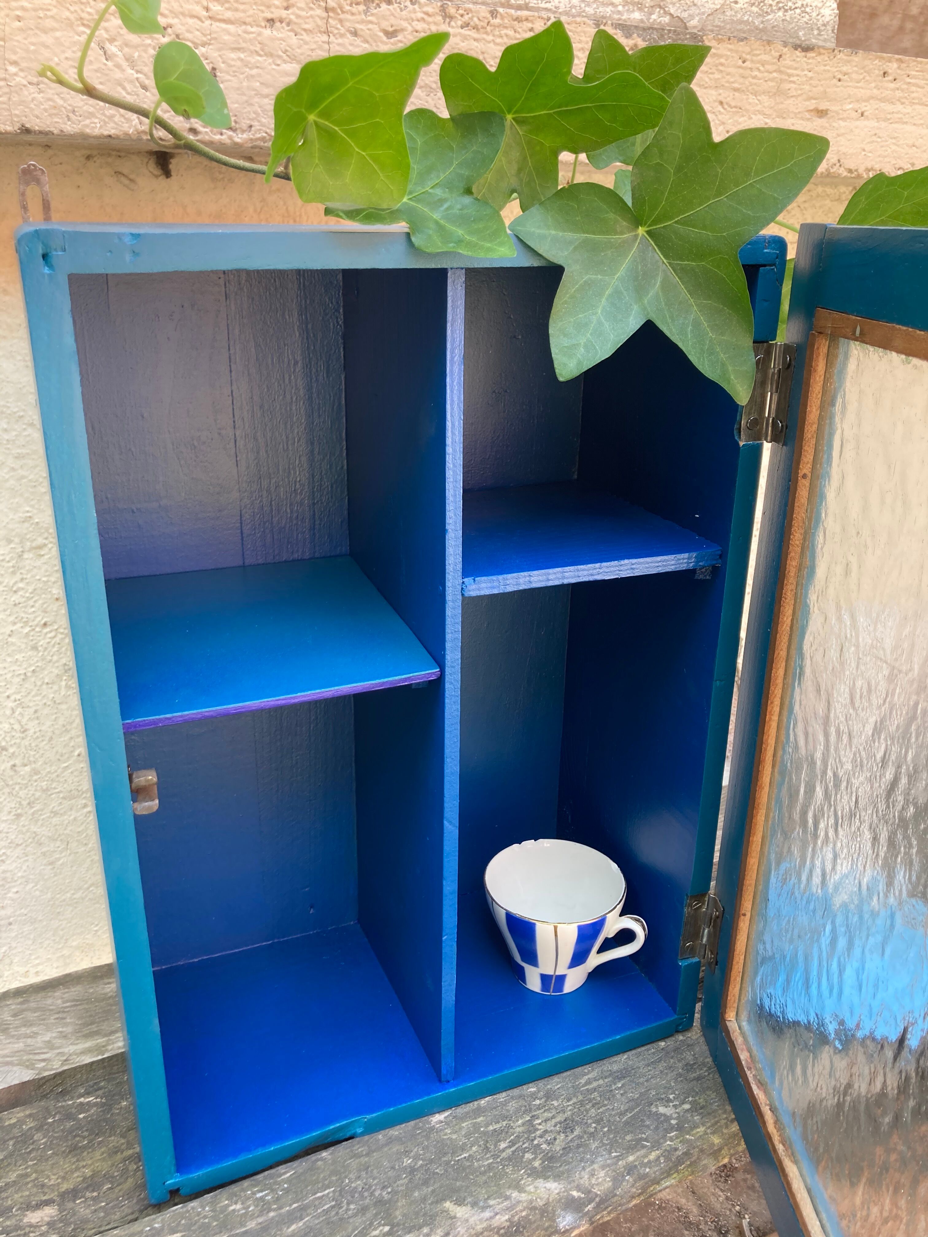 Glazed medicine cabinet