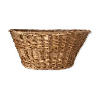 Natural wicker pan