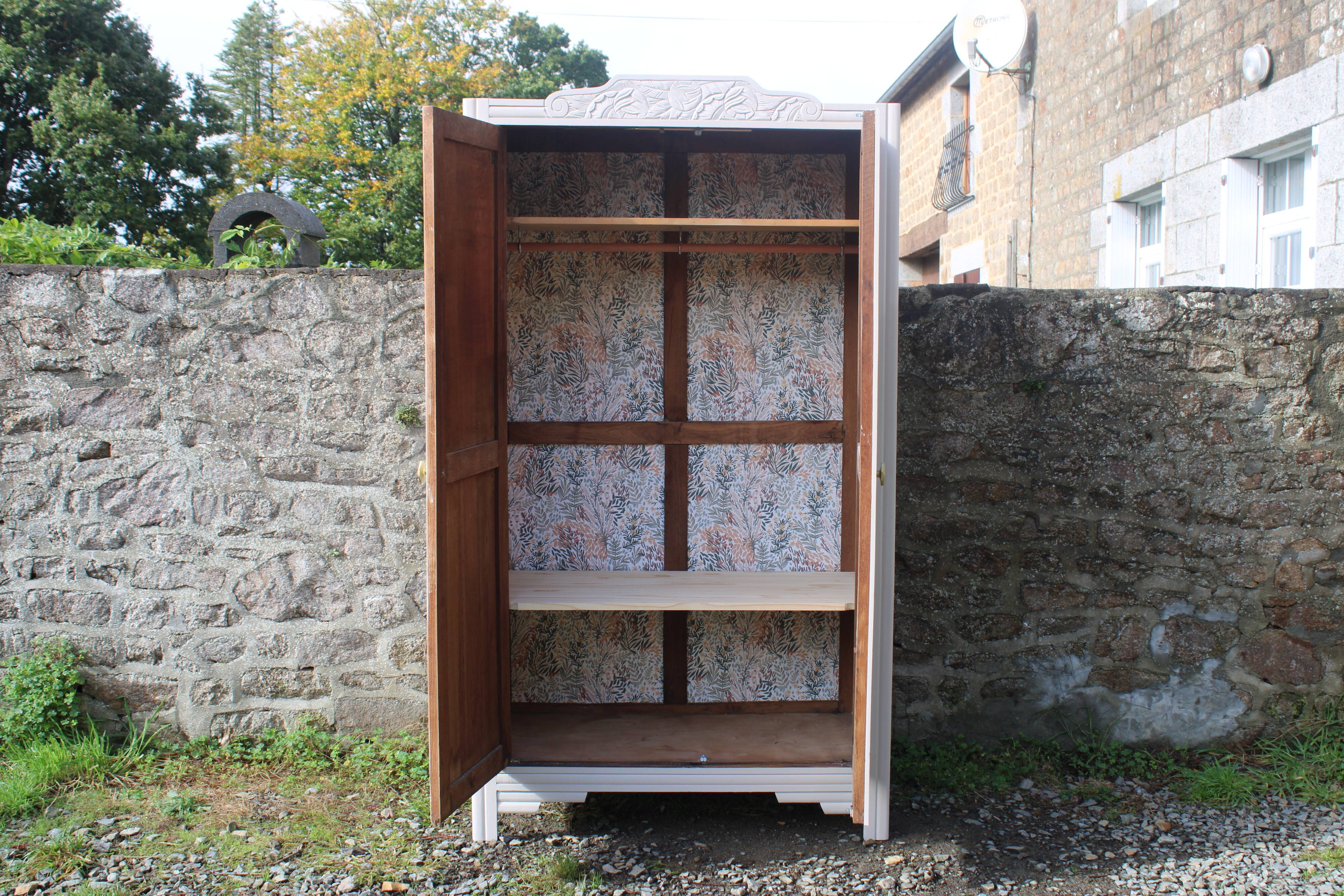 Vintage art deco cabinet