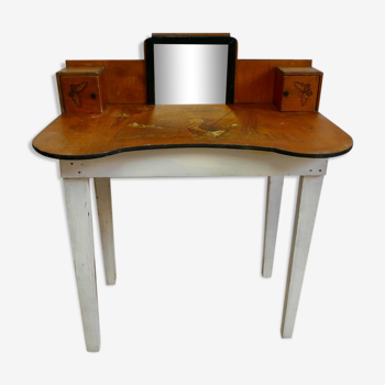 Children's dressing table