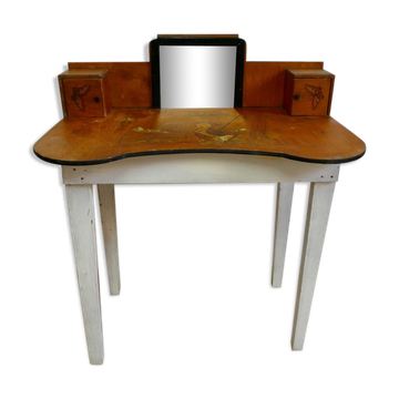 Children's dressing table