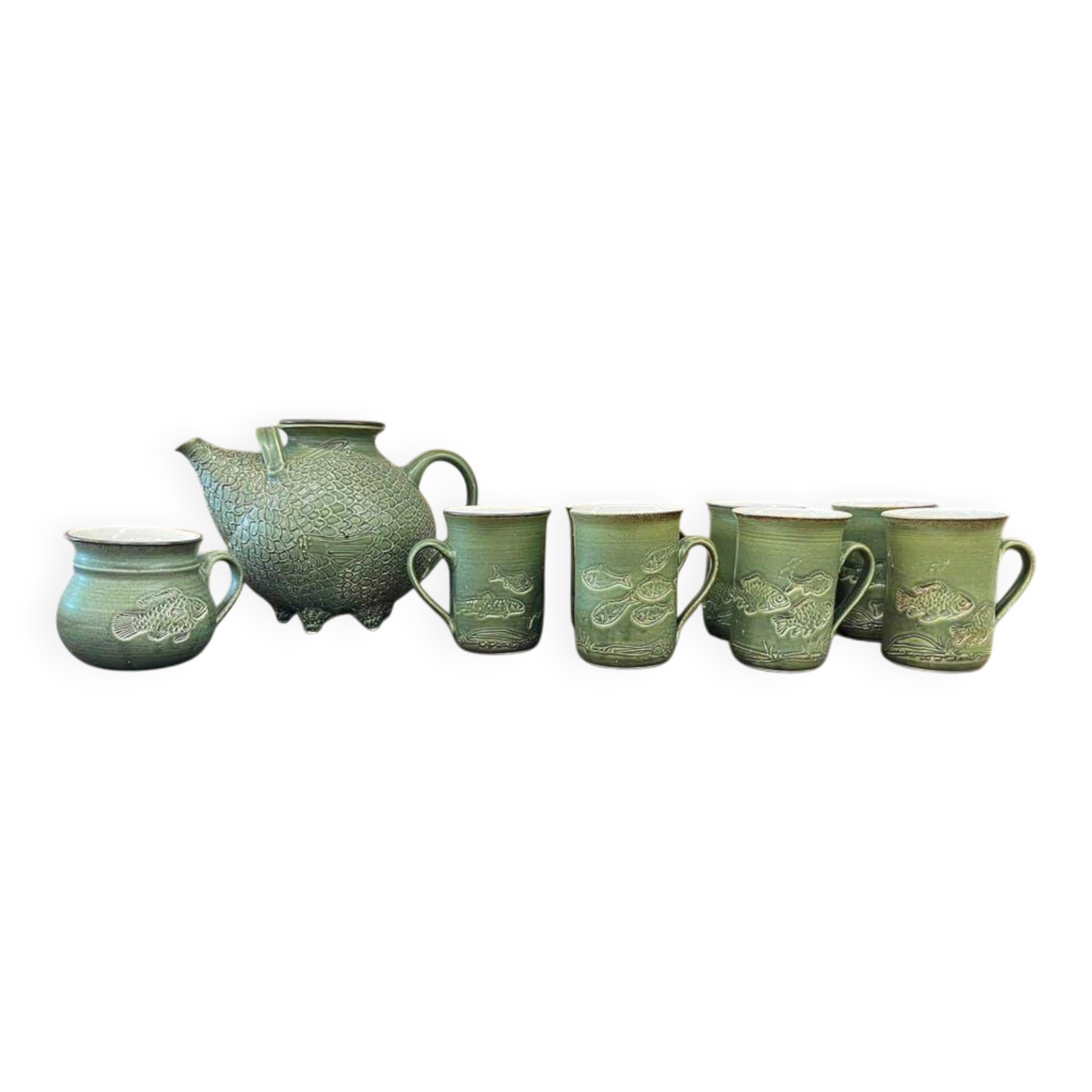 Vintage mint green tea set: teapot and 6 cups.
