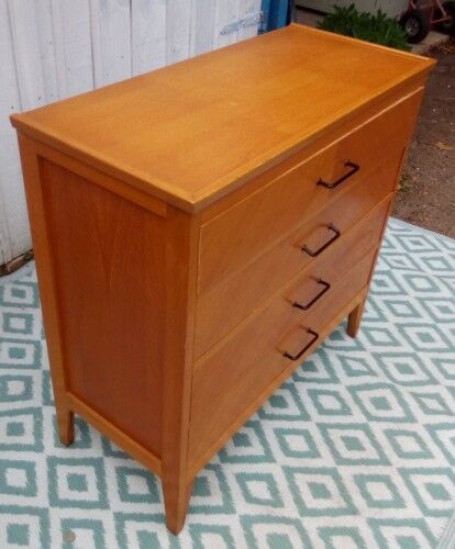 Vintage dresser