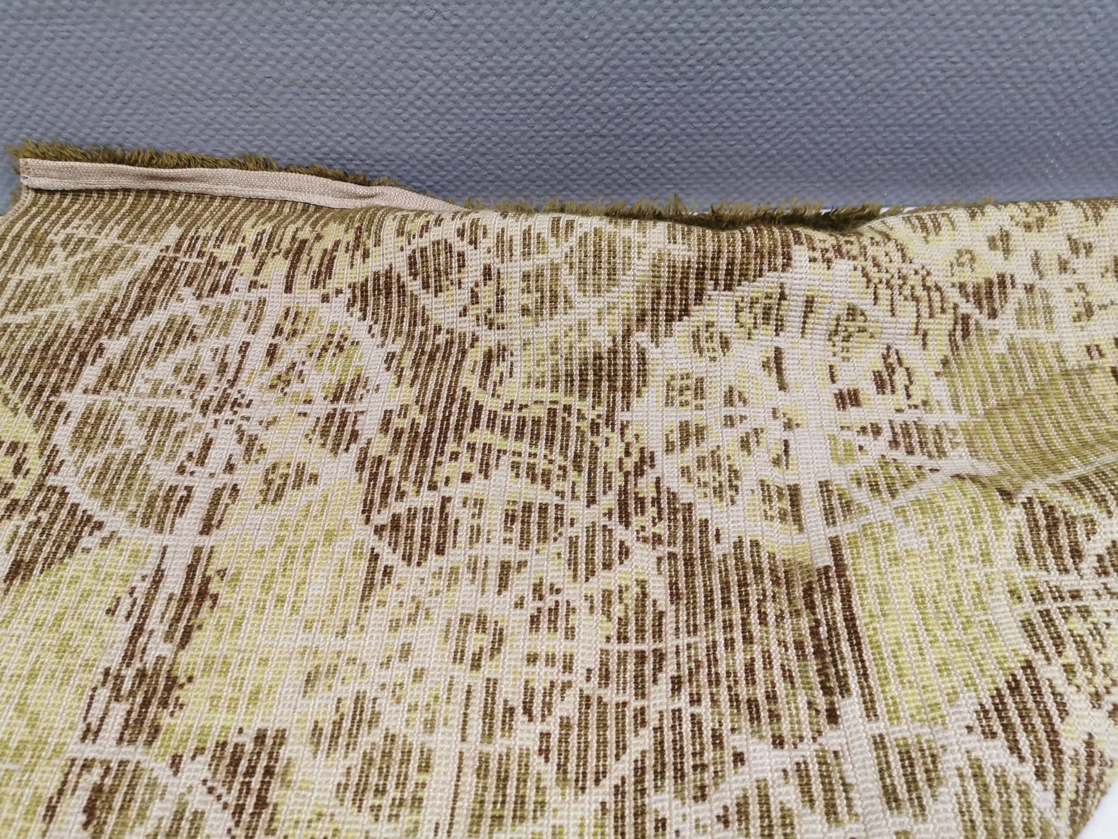 Swedish wool rya rug. Estimated from the 1970-80s.