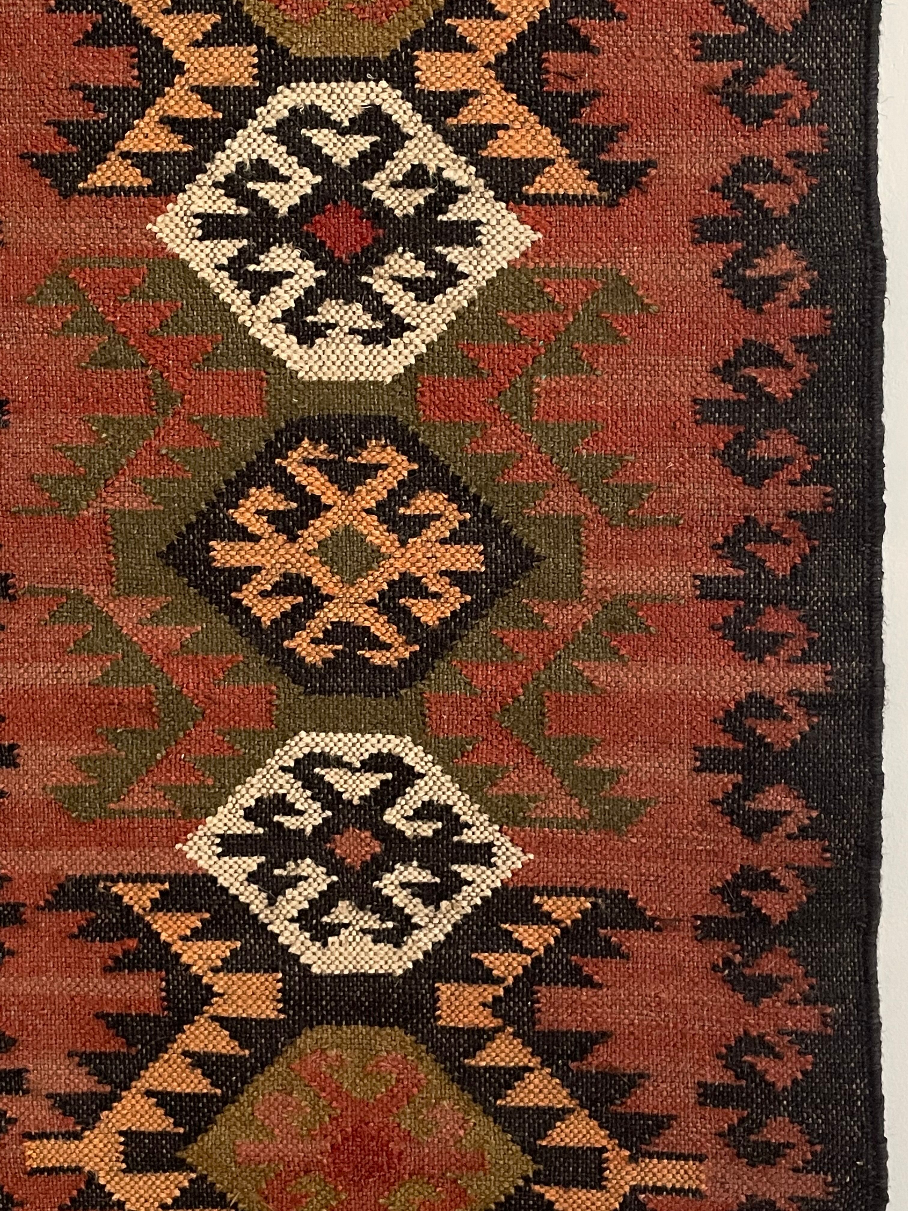Jute and wool handwoven kilim runner