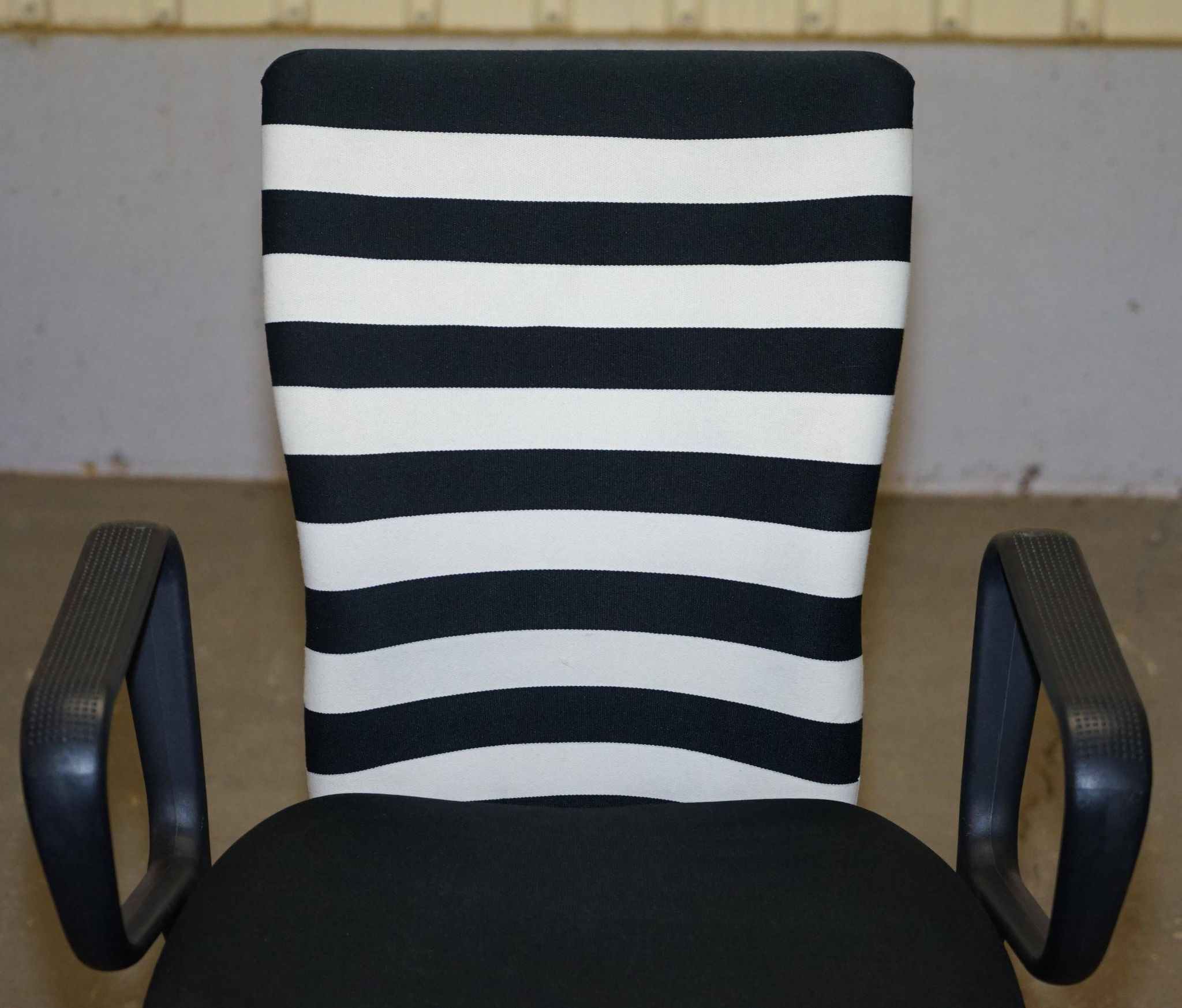 Vitra ergonomic office chair