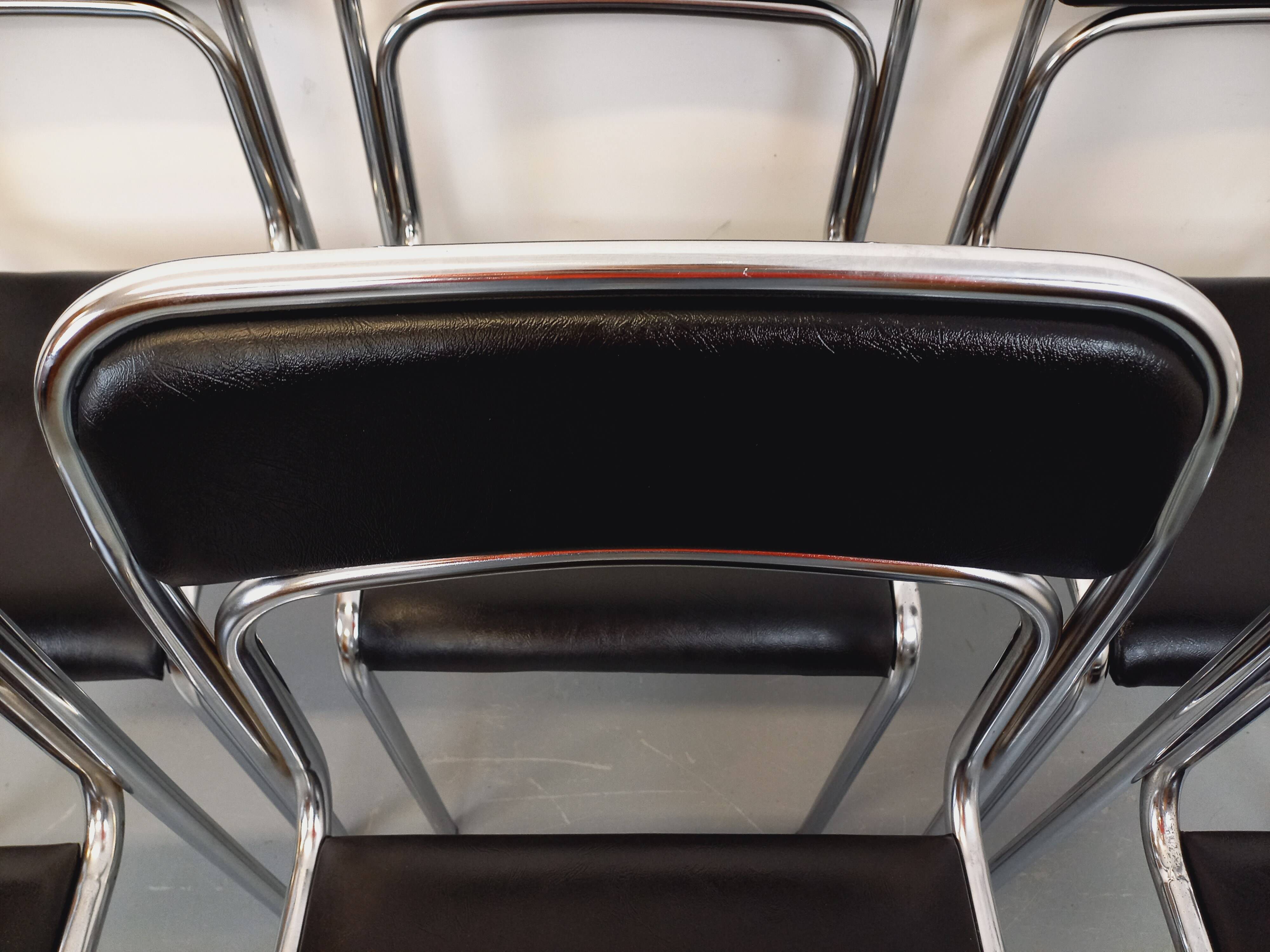 Set of 6 vintage Italian stackable chairs in chrome metal and skai.