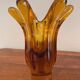 Vase en verre ambré