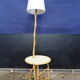 Lampadaire porte revues en rotin