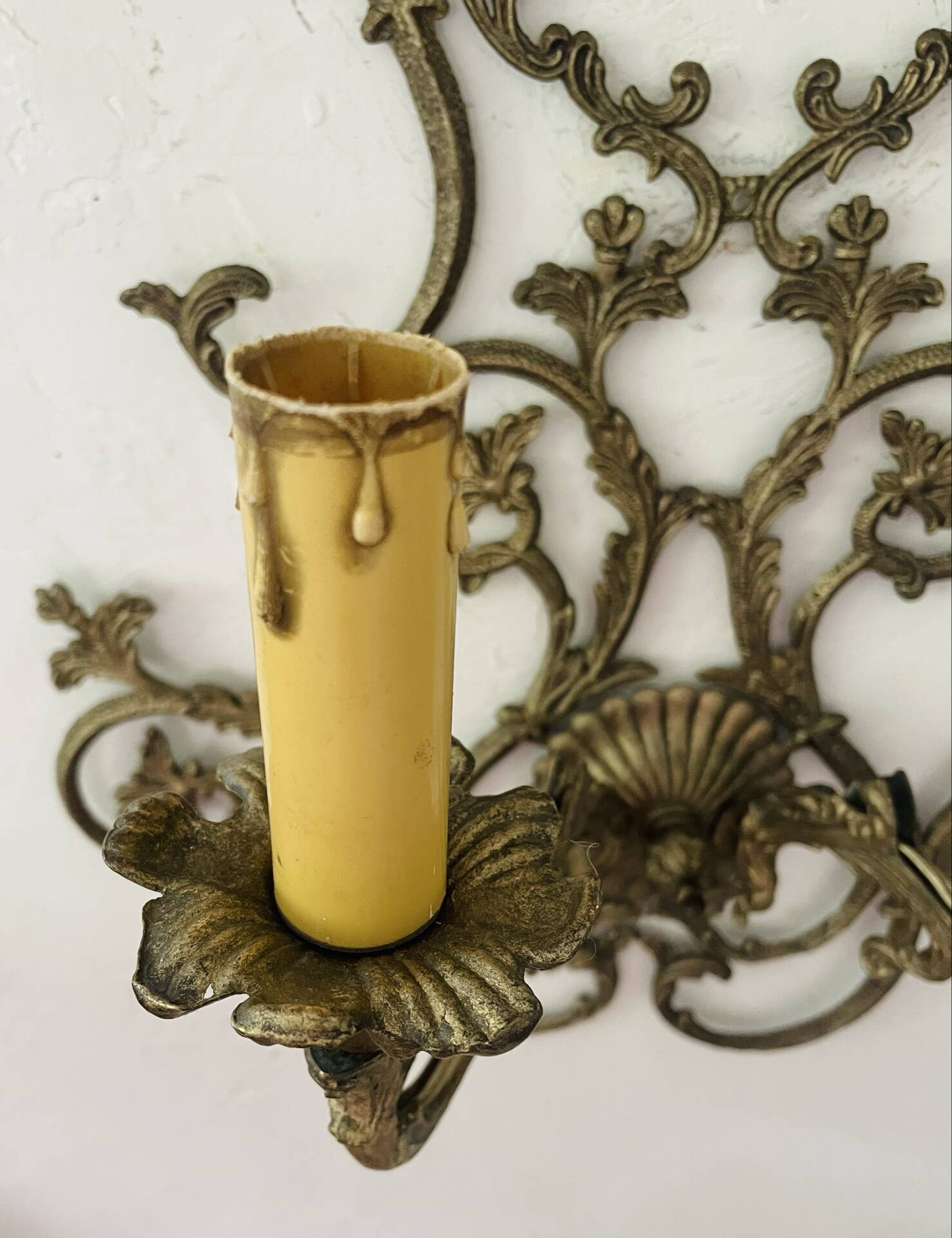 Large vintage Italian baroque wall light