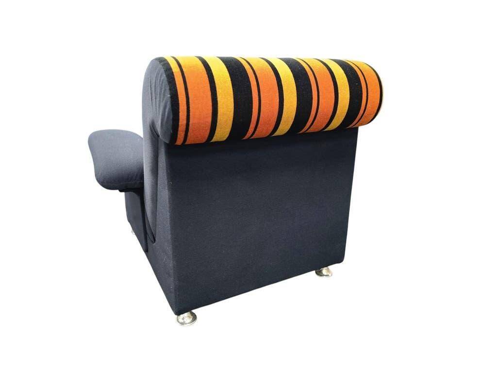Vintage space age armchair / single armchair with armrests