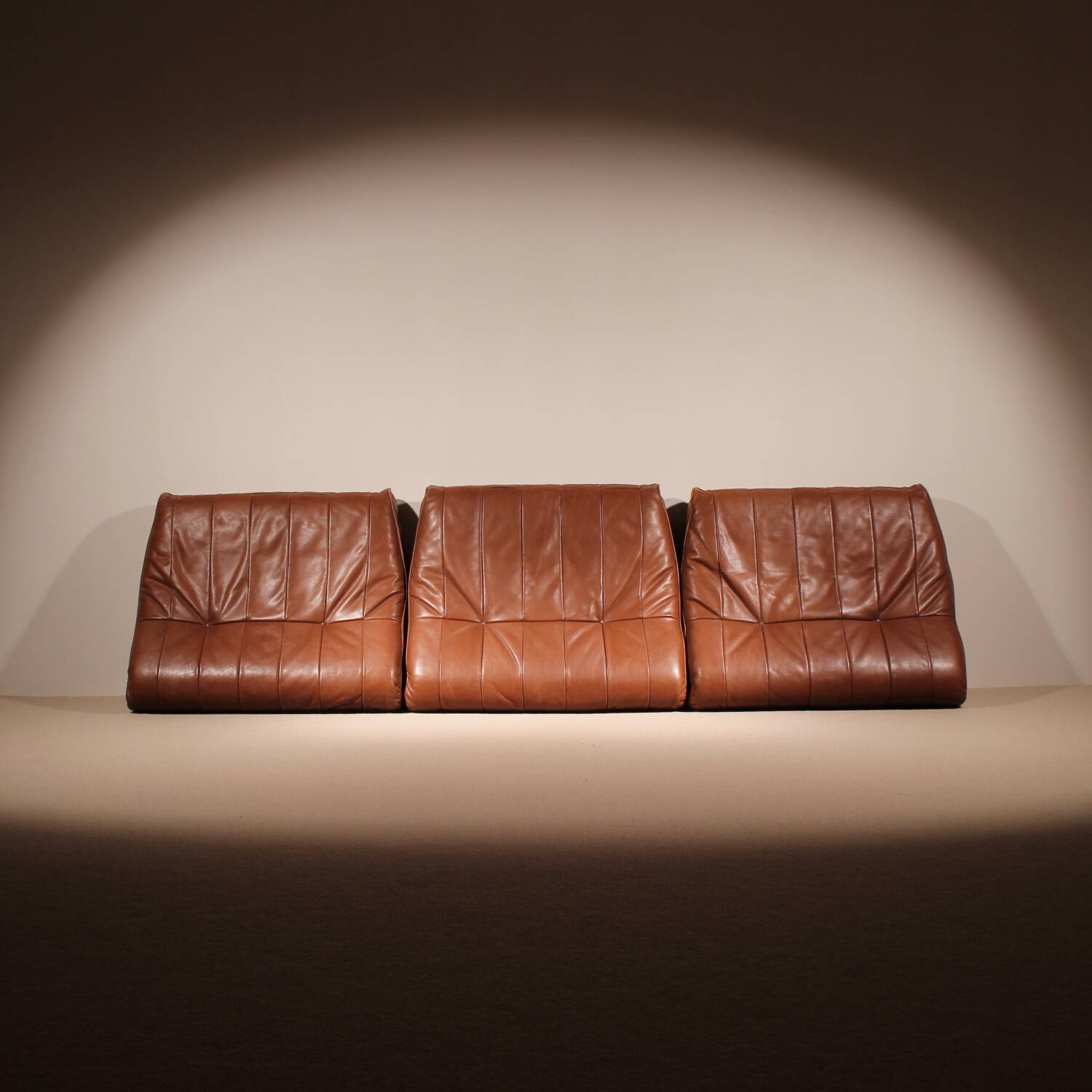 Lit de jour 'DS-80' en cuir patchwork cognac par De Sede, Suisse