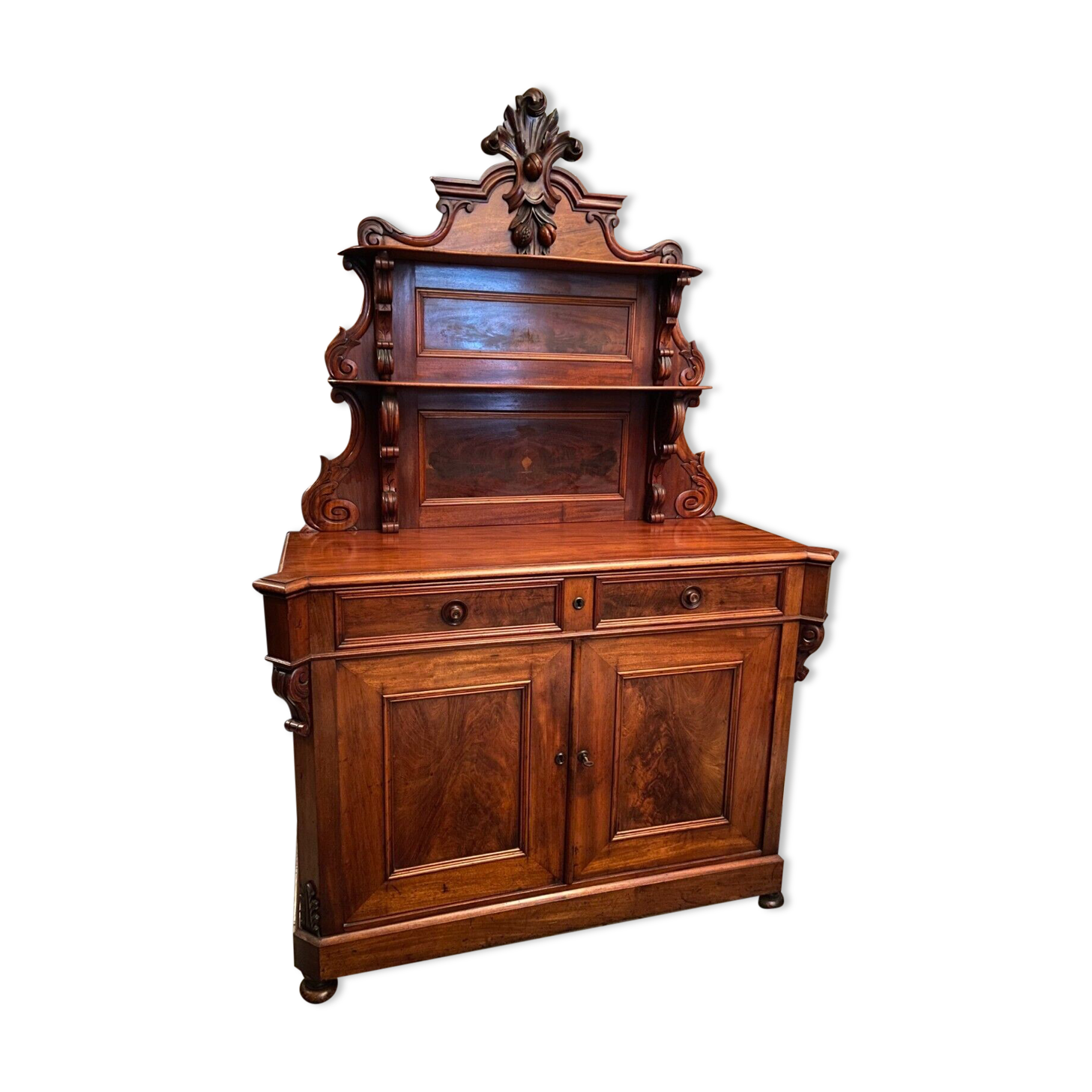 Saint Hubert 19th century sideboard in solid walnut Napoleon III