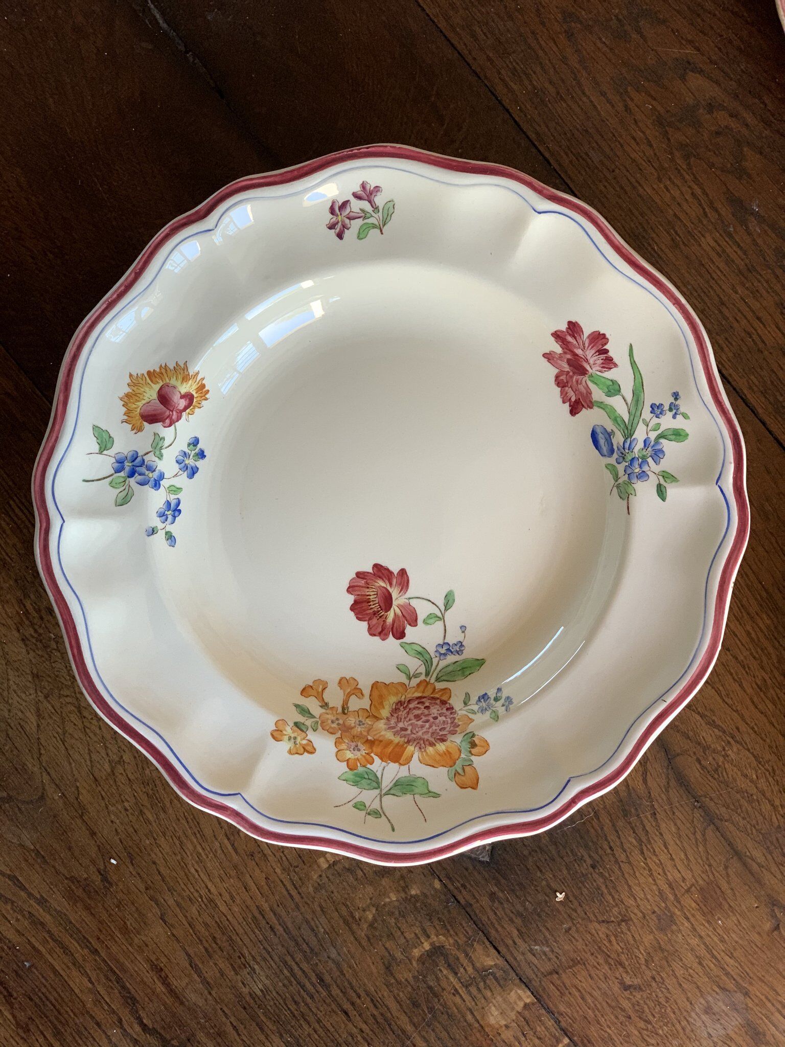 Longchamp service Pompadour hollow plate in earthenware