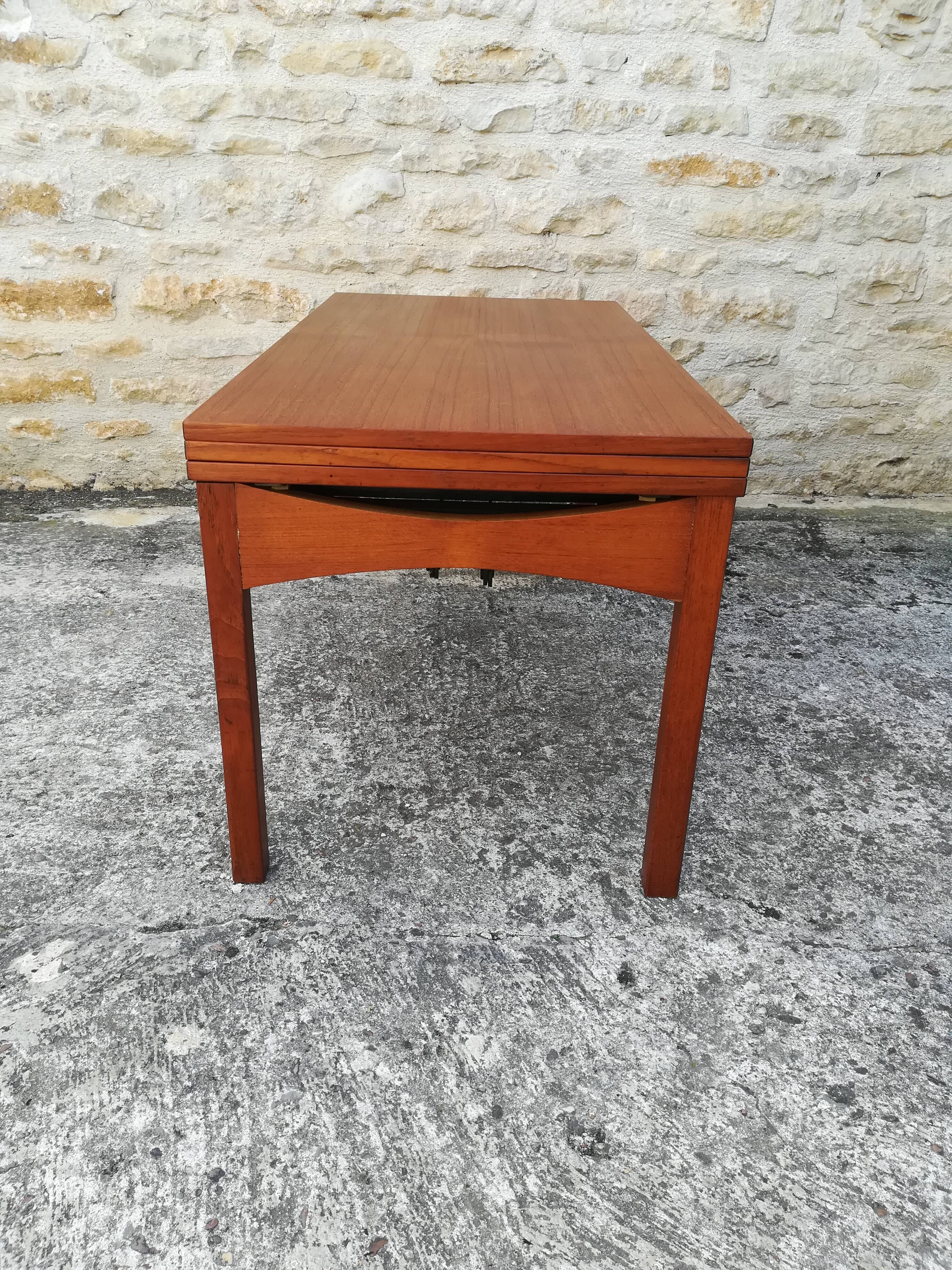 Modular teak table