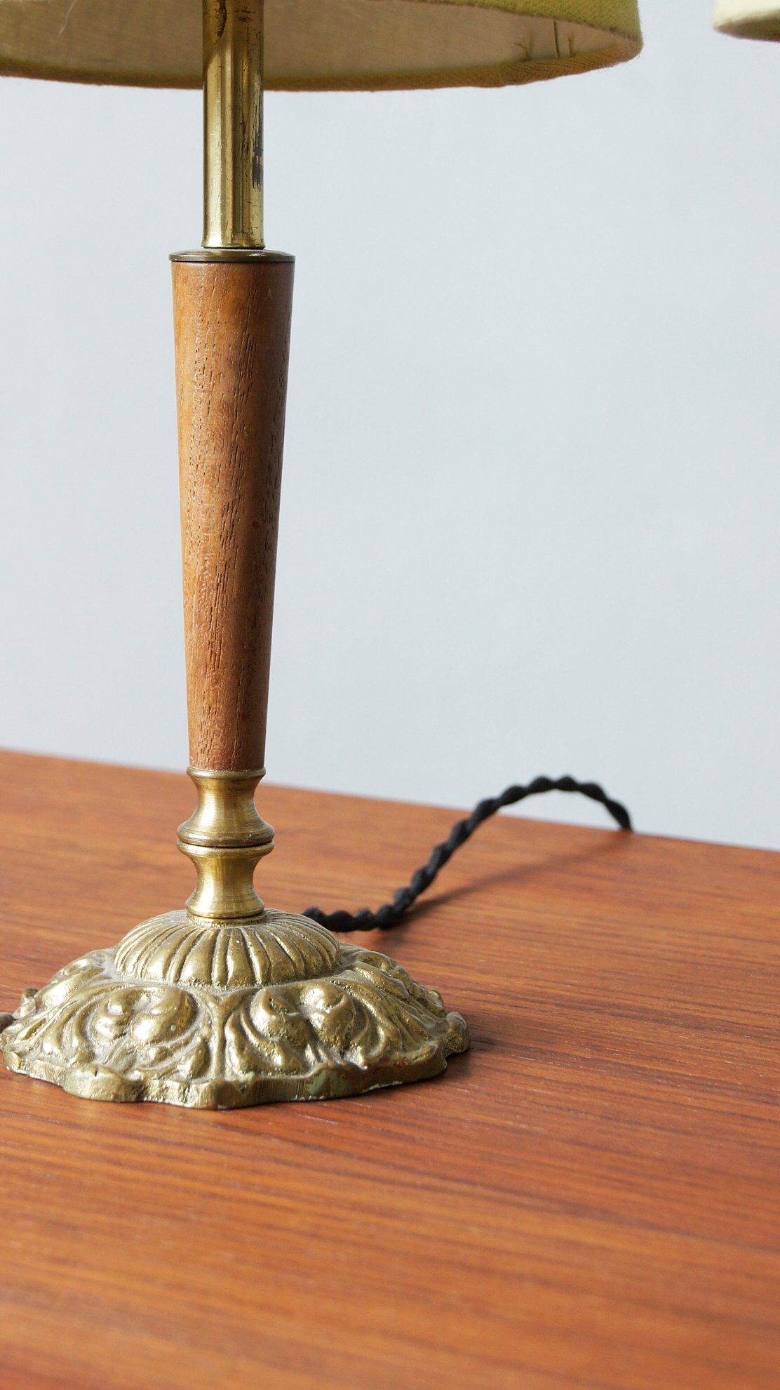Lampes de table en teck et laiton, années 1960