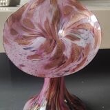 Volubilis vase in Murano glass. Pink speckled background. Height 21 cm.