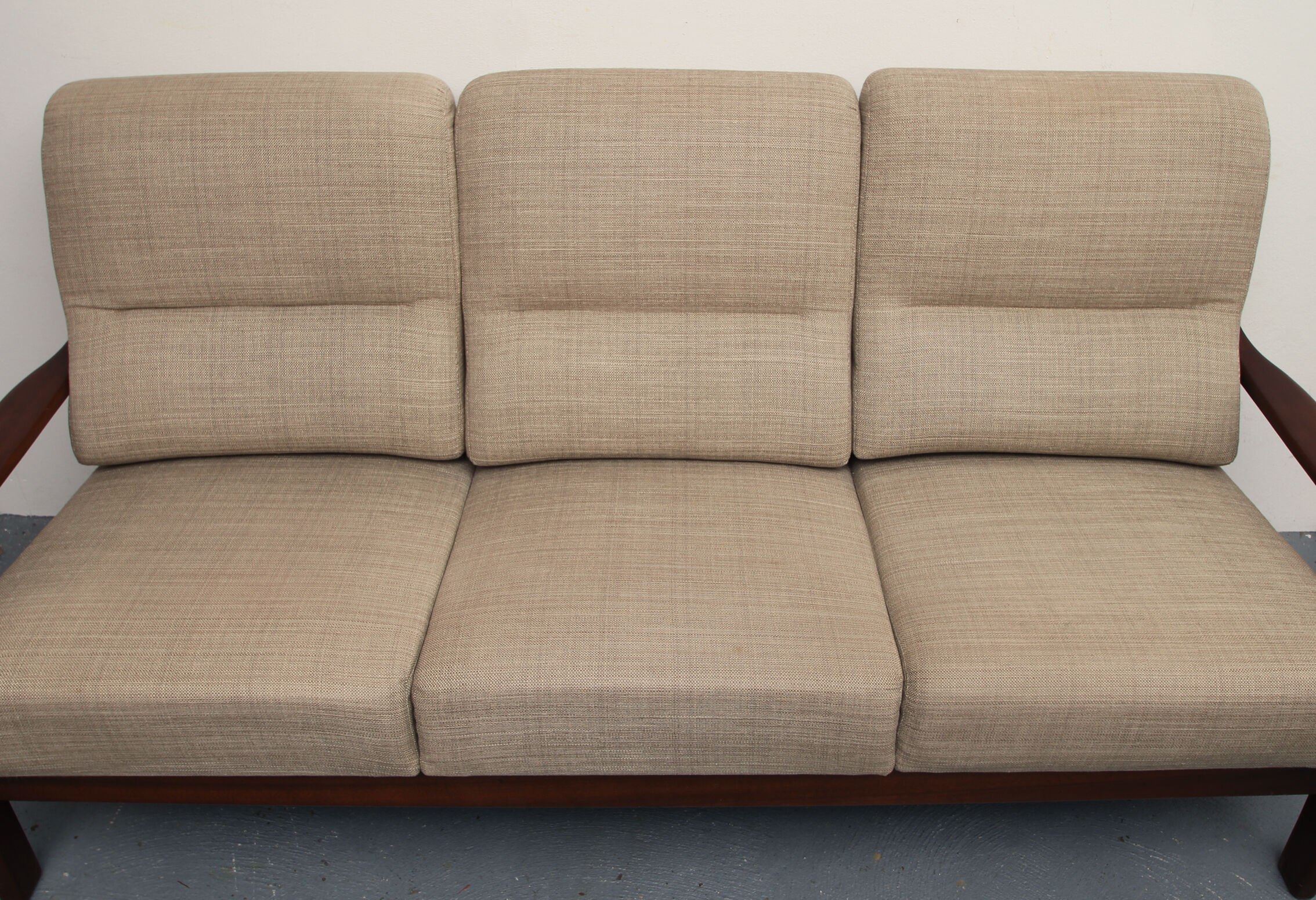 1960s 3-seater in beige