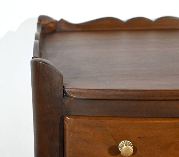 Petite Table de Salon en Noyer, style Louis XV – 1ère Partie XXe