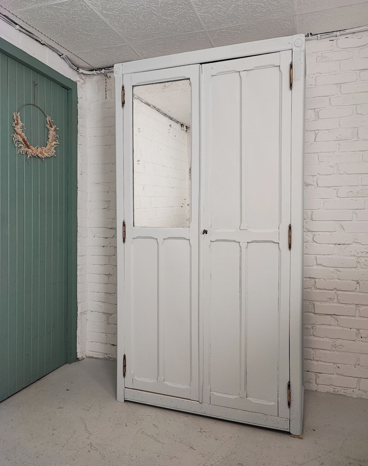 Parisian wardrobe with mirror