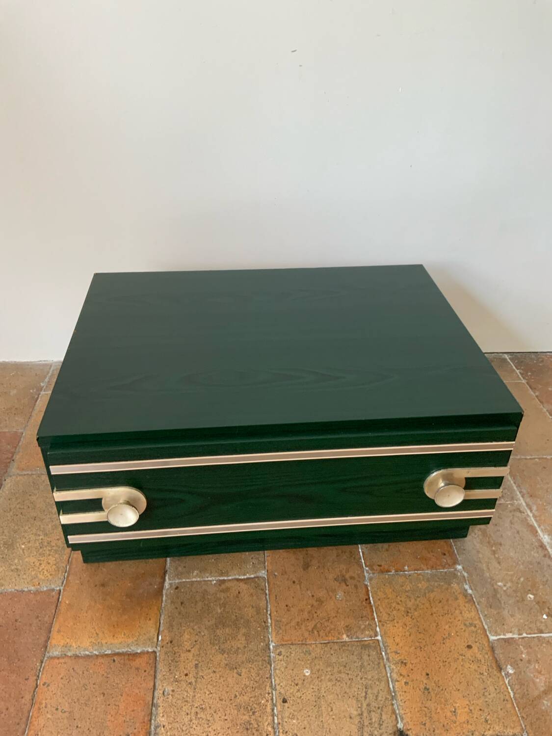 Small occasional piece of furniture