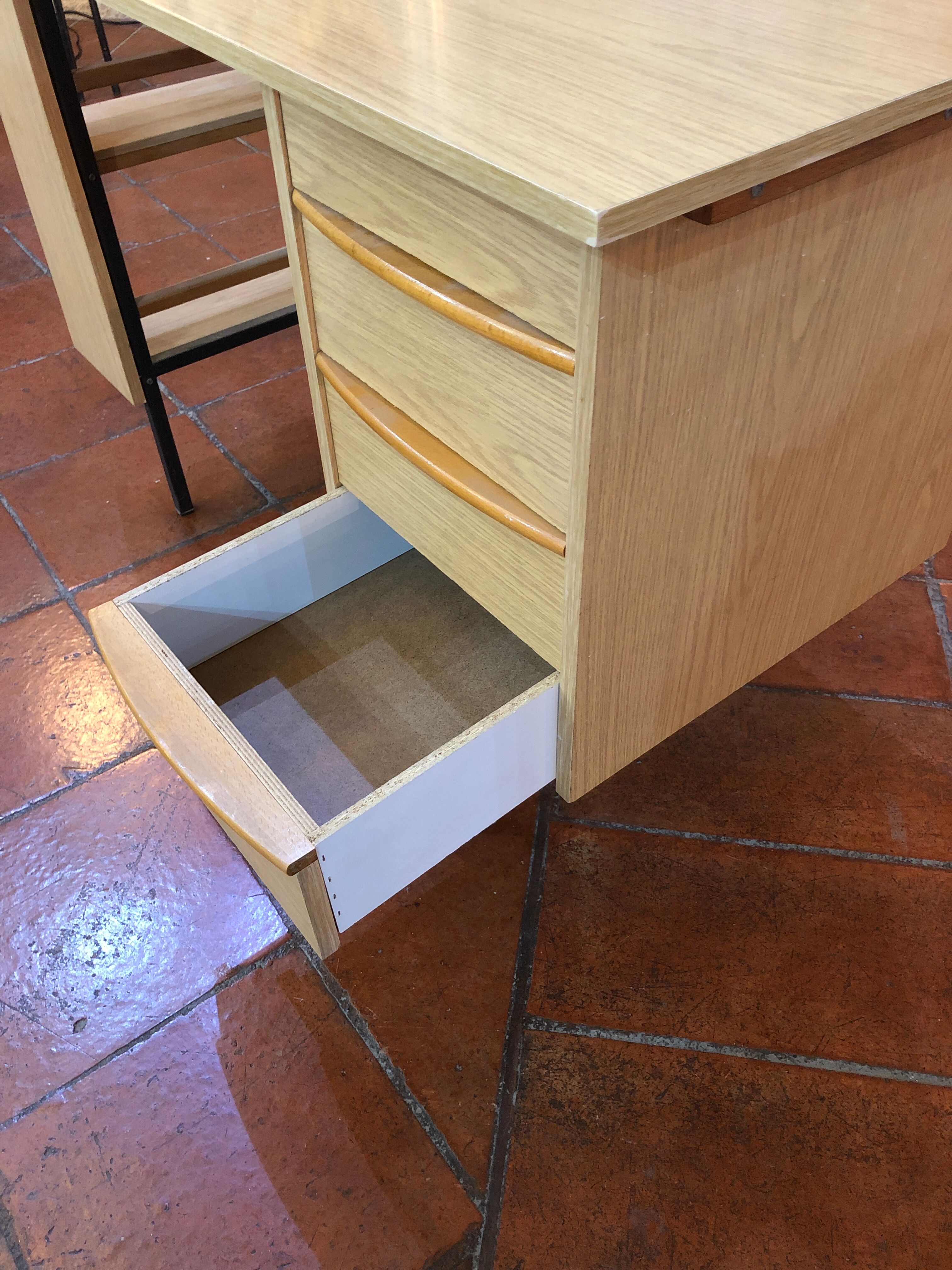 Bureau vintage