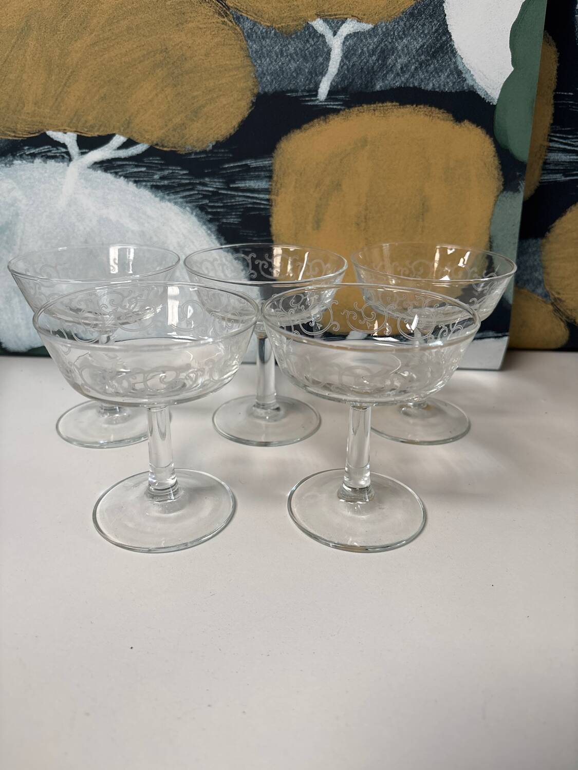 Set of 5 engraved champagne glasses from the 50s