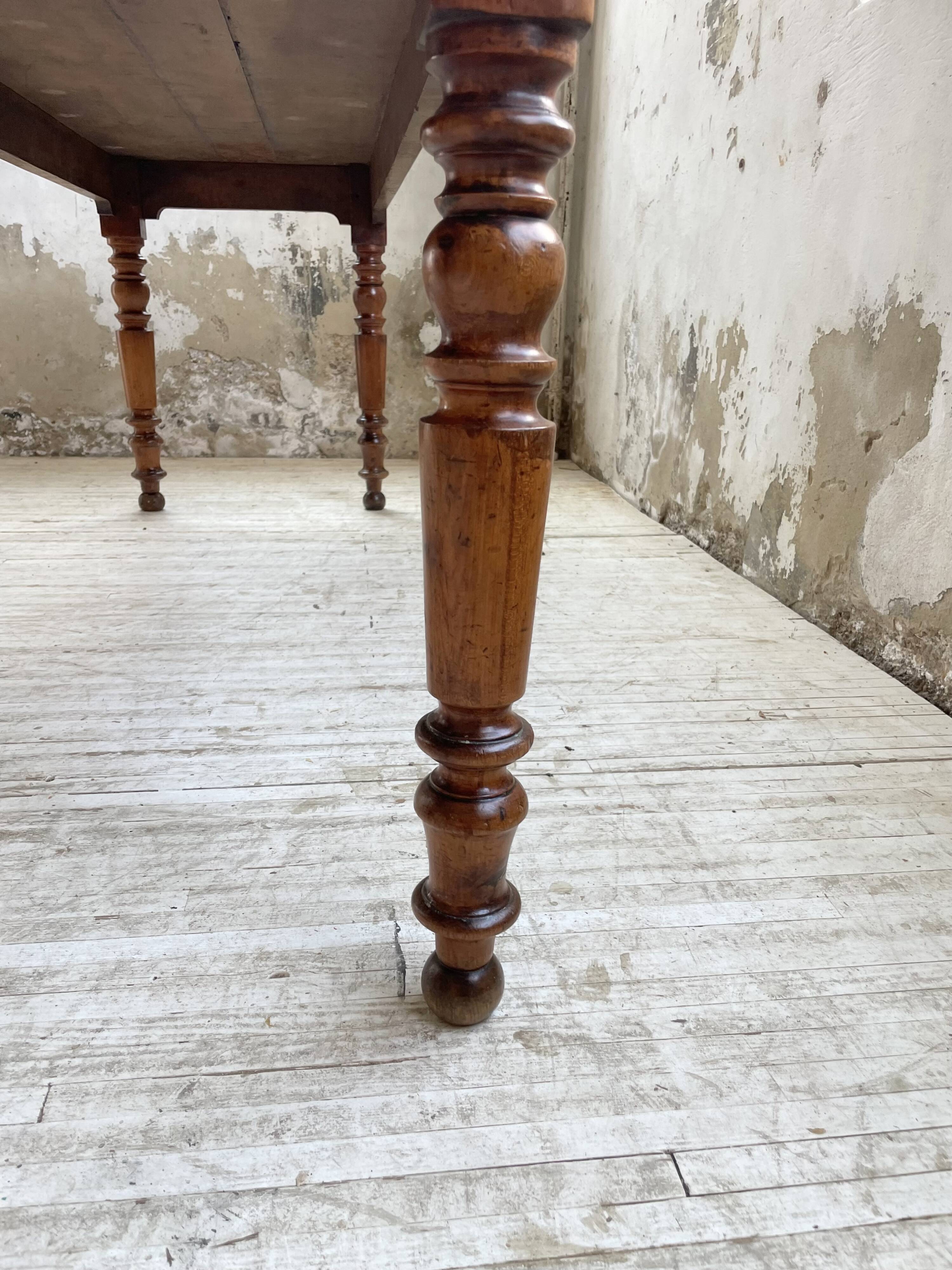 Walnut farm table 185 cm