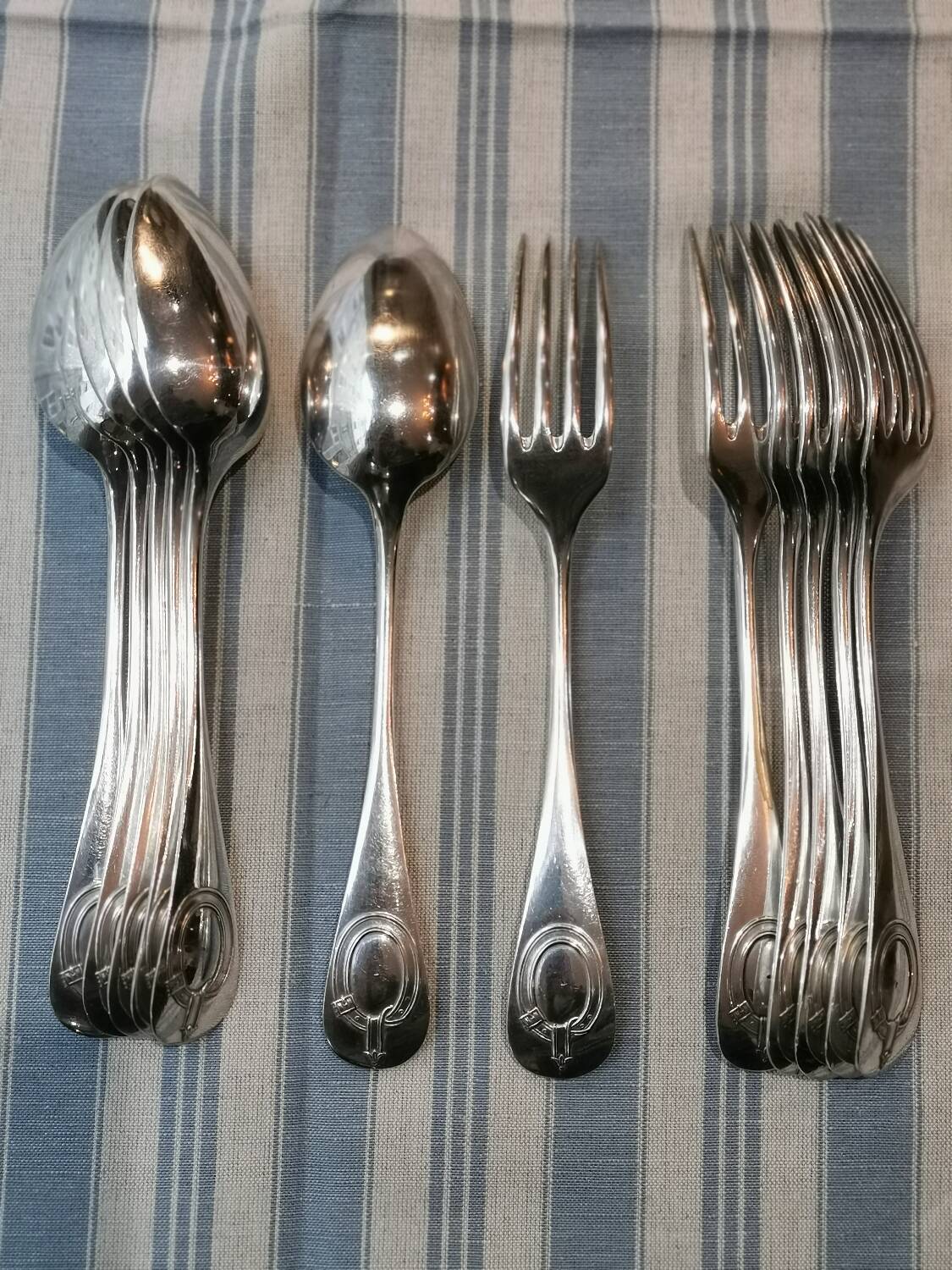 6 Fourchettes & 6 C.A.S métal argenté