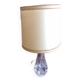 Lamp with crystal foot