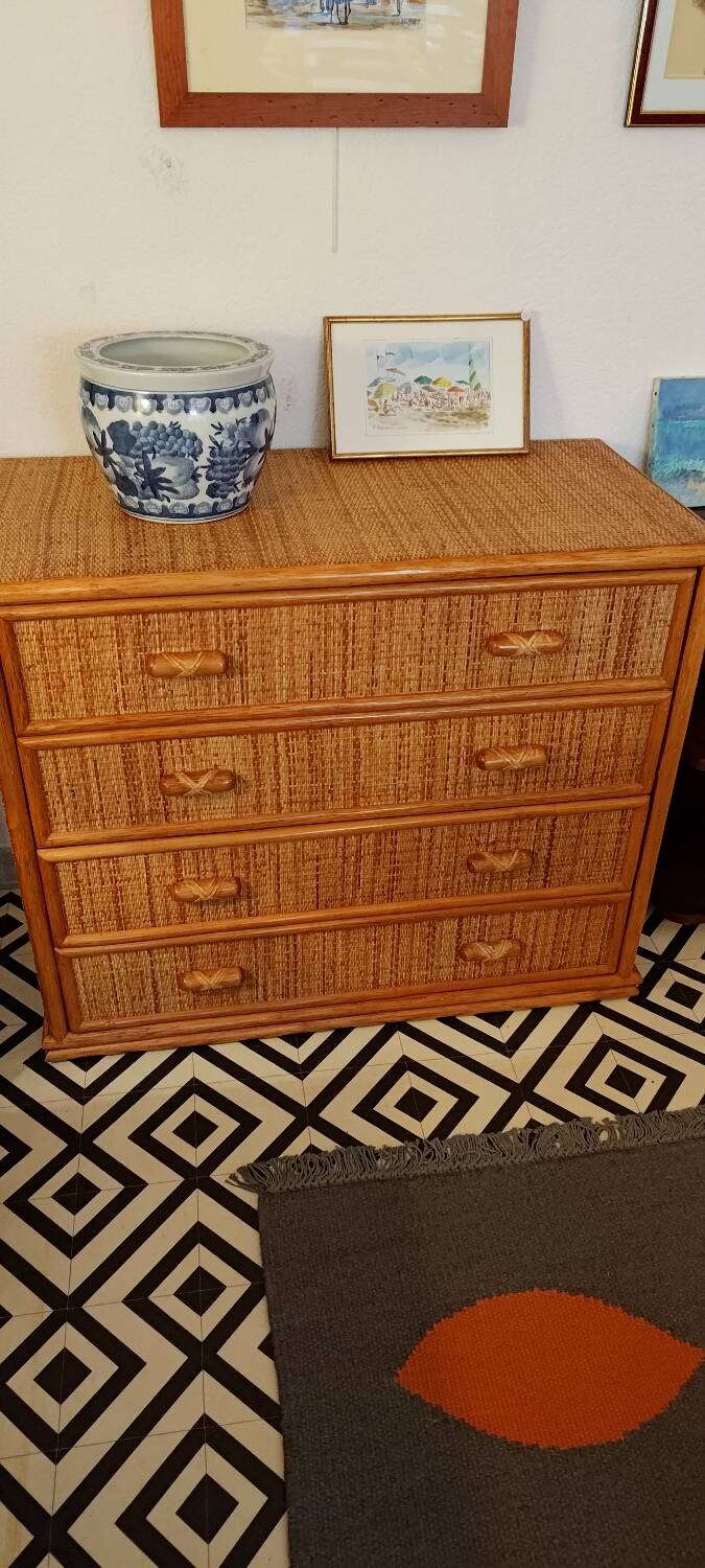 Rattan chest of drawers from the 70s-80s