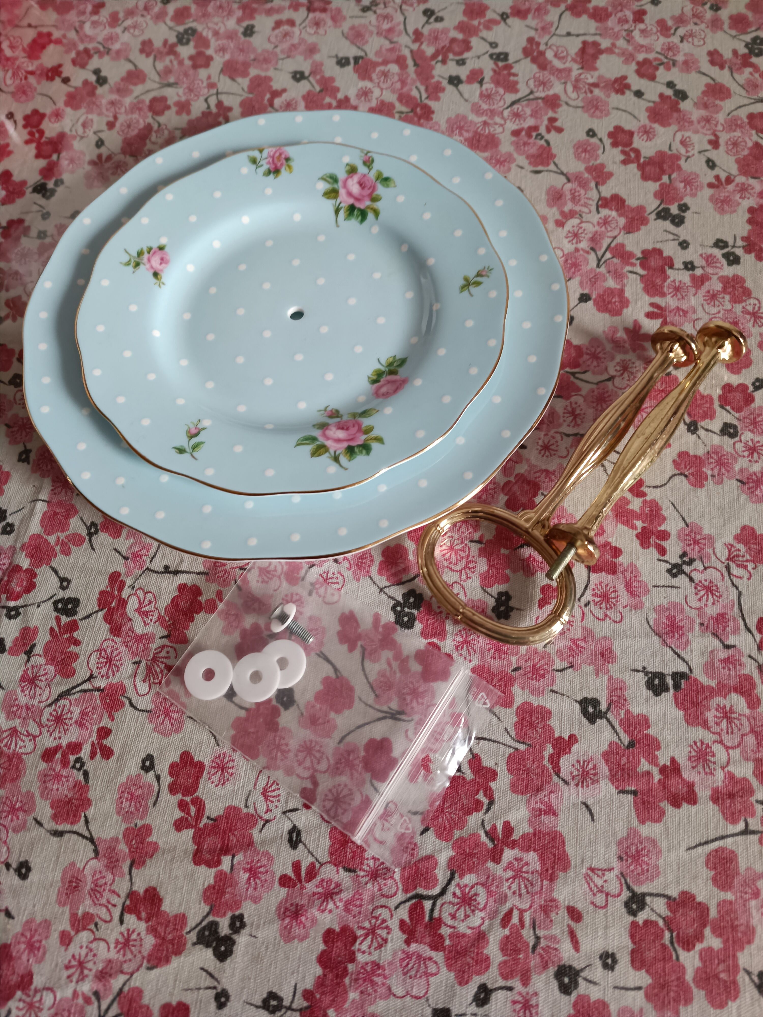 Servant - display "Polka blue" Royal Albert porcelain