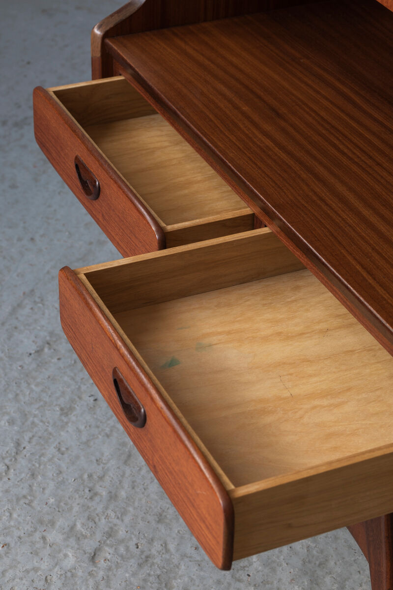 Cabinet by Louis Van Teeffelen for Wébé, Dutch design 1960's.
