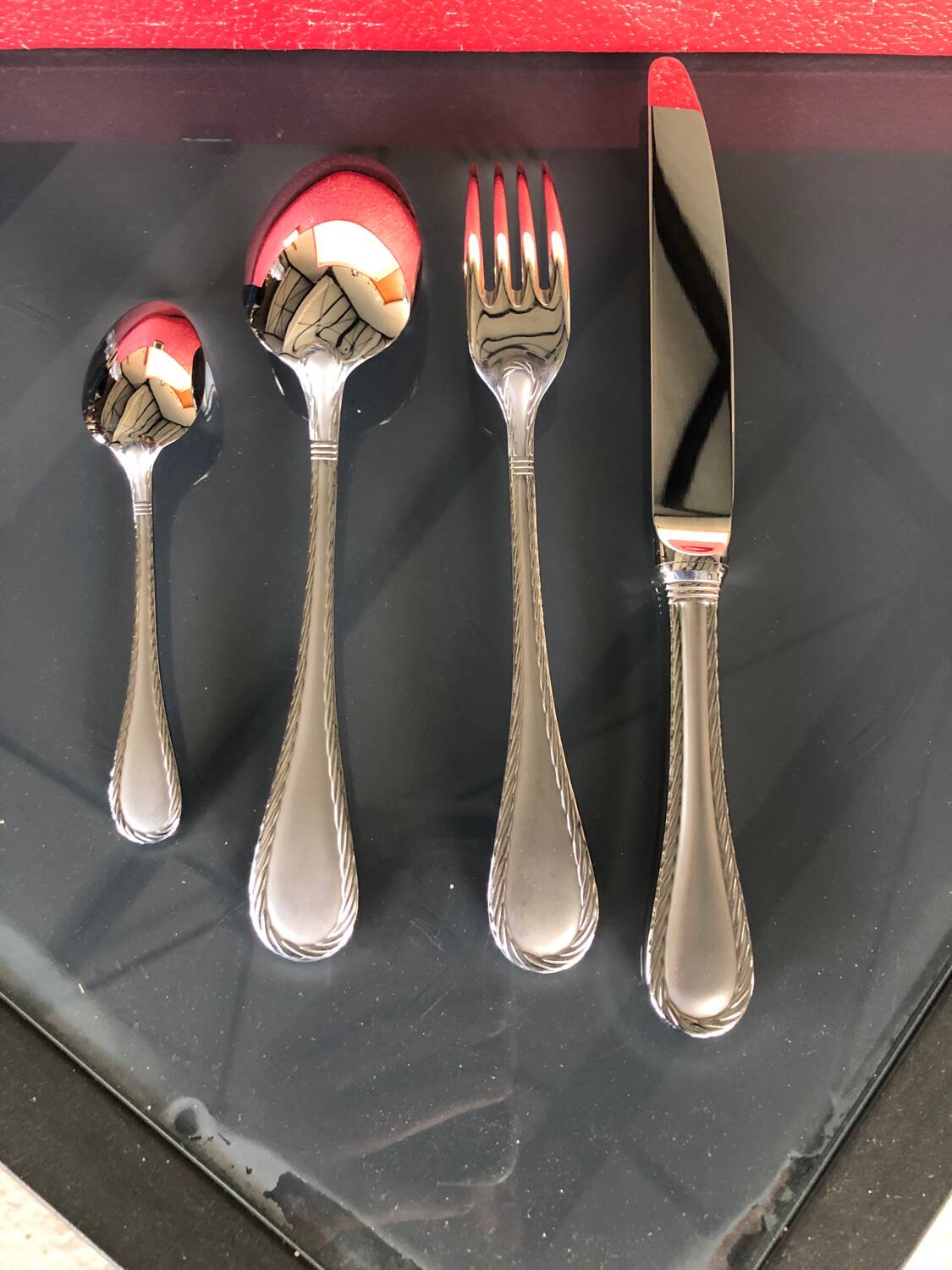 49 piece cutlery set Guy Degrenne