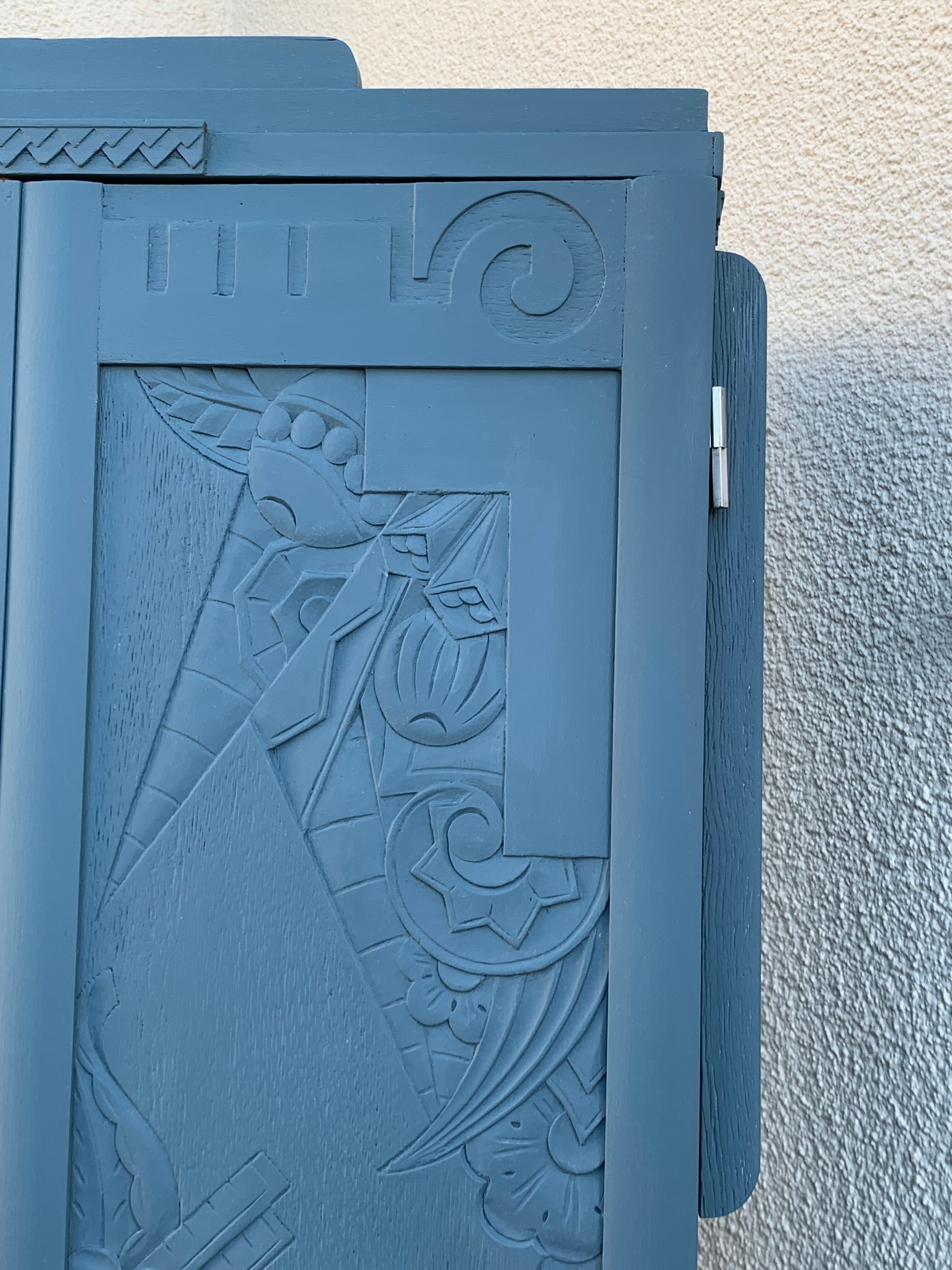 Blue wardrobe art deco 1930