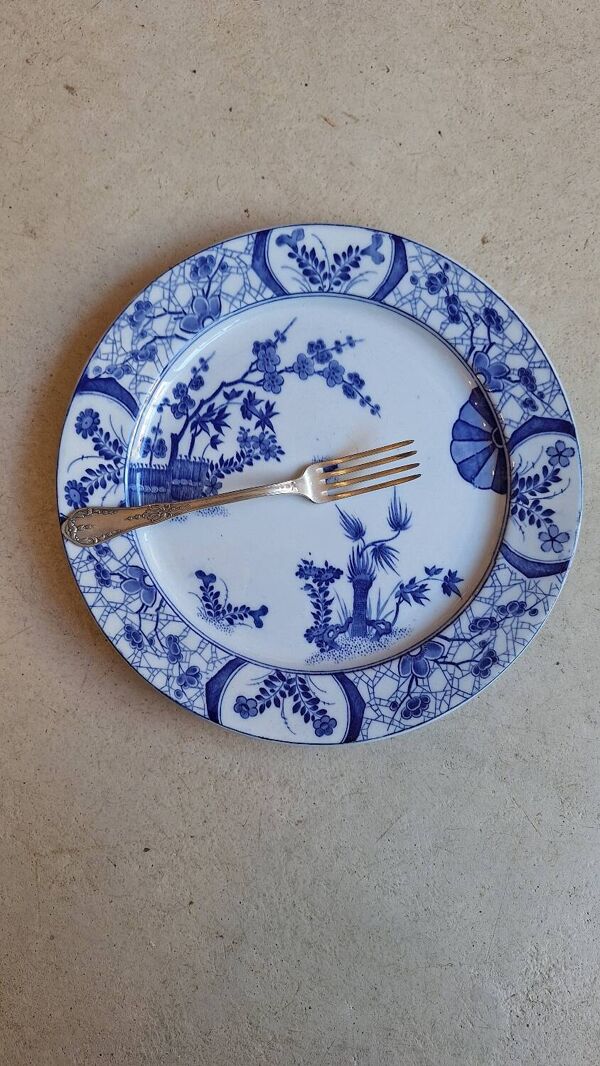 Plat à gâteau modèle Japon par Creil et Montereau XIXème