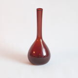 Ruby red vase by Arthur Percy for Gullaskruf Glasbruk, Sweden 1950s.
