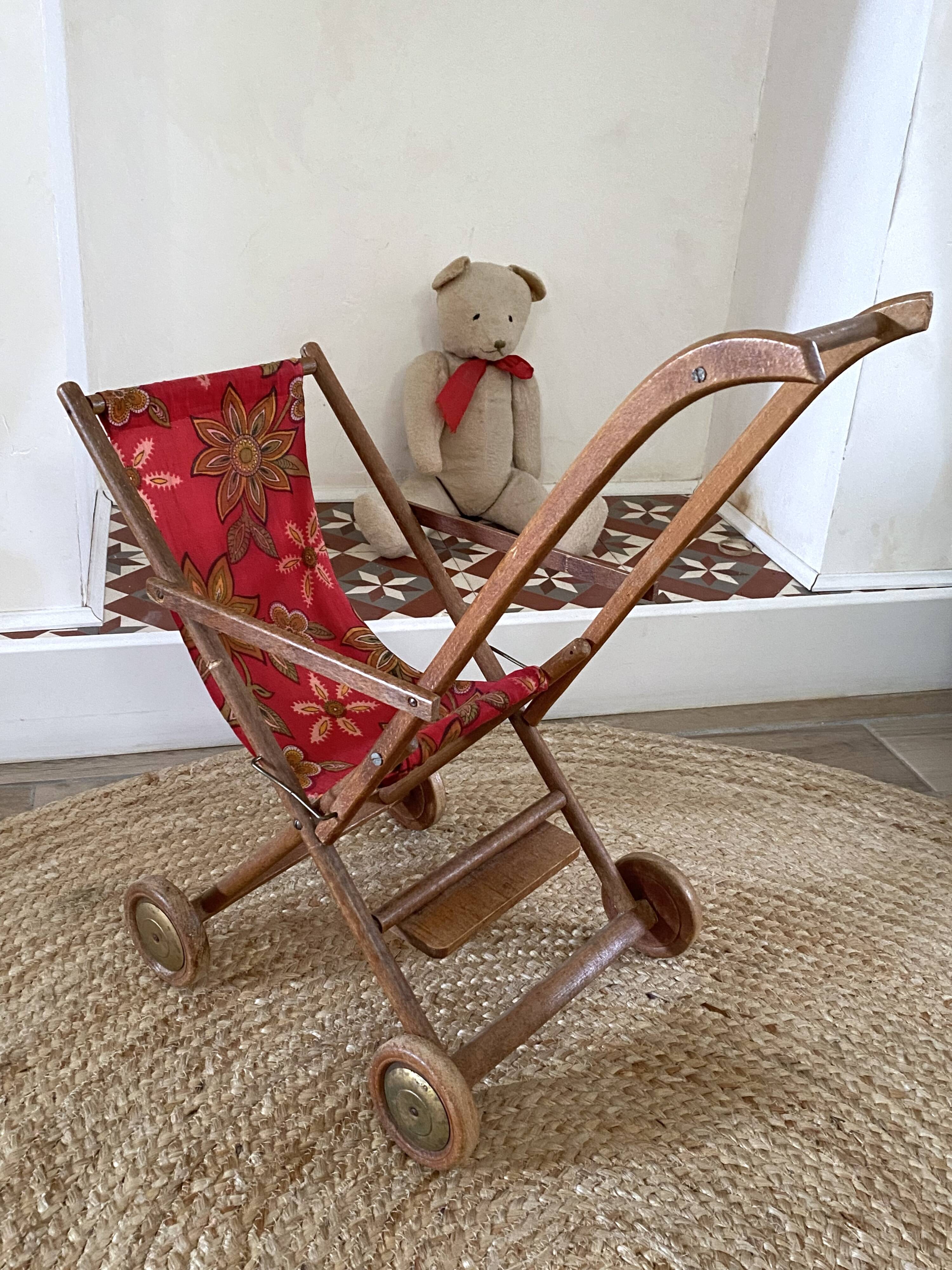 Doll pram vintage