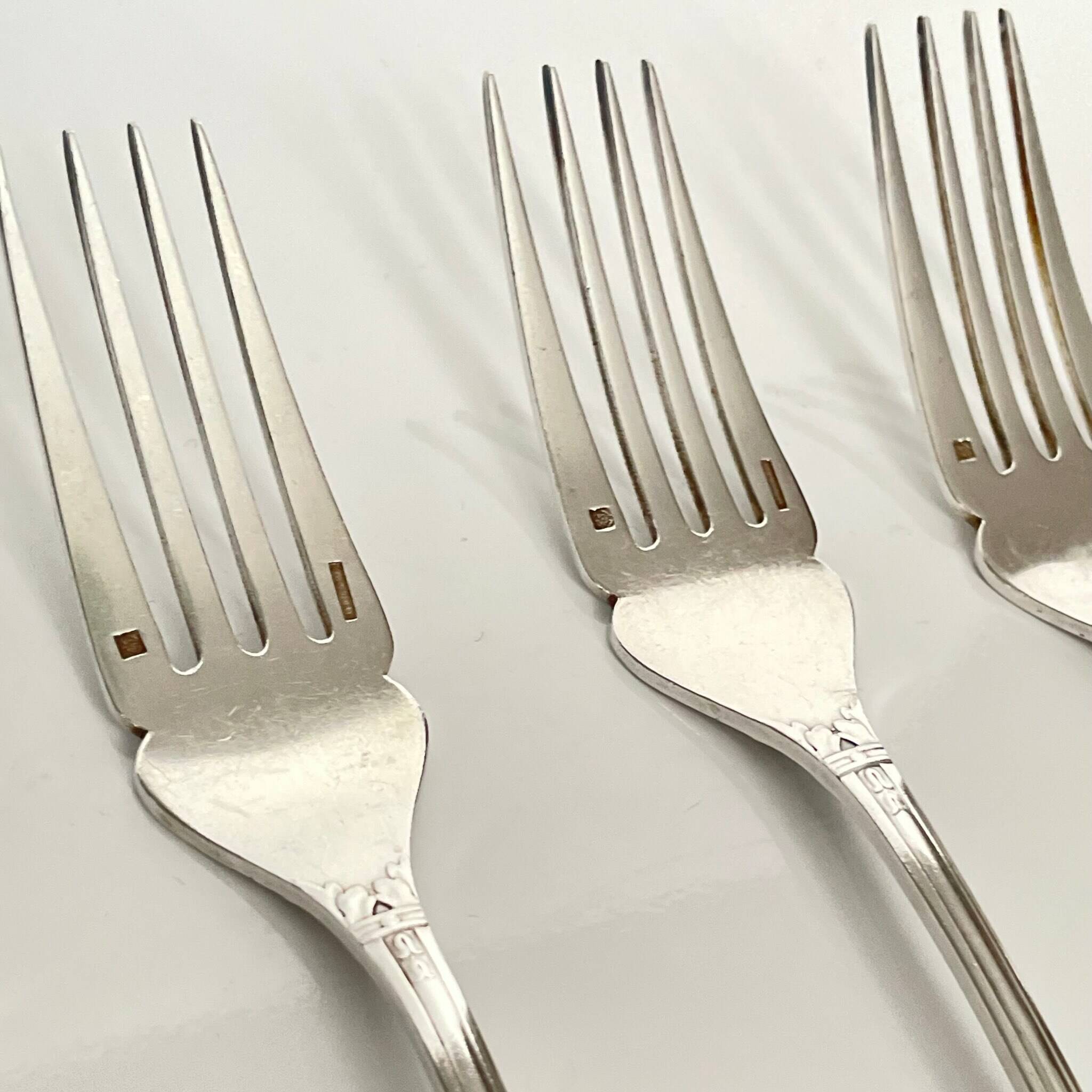 4 Marie-Antoinette Fish Forks - Christofle, Silver-Plated Metal