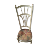 Chaise d'allaitement ancienne