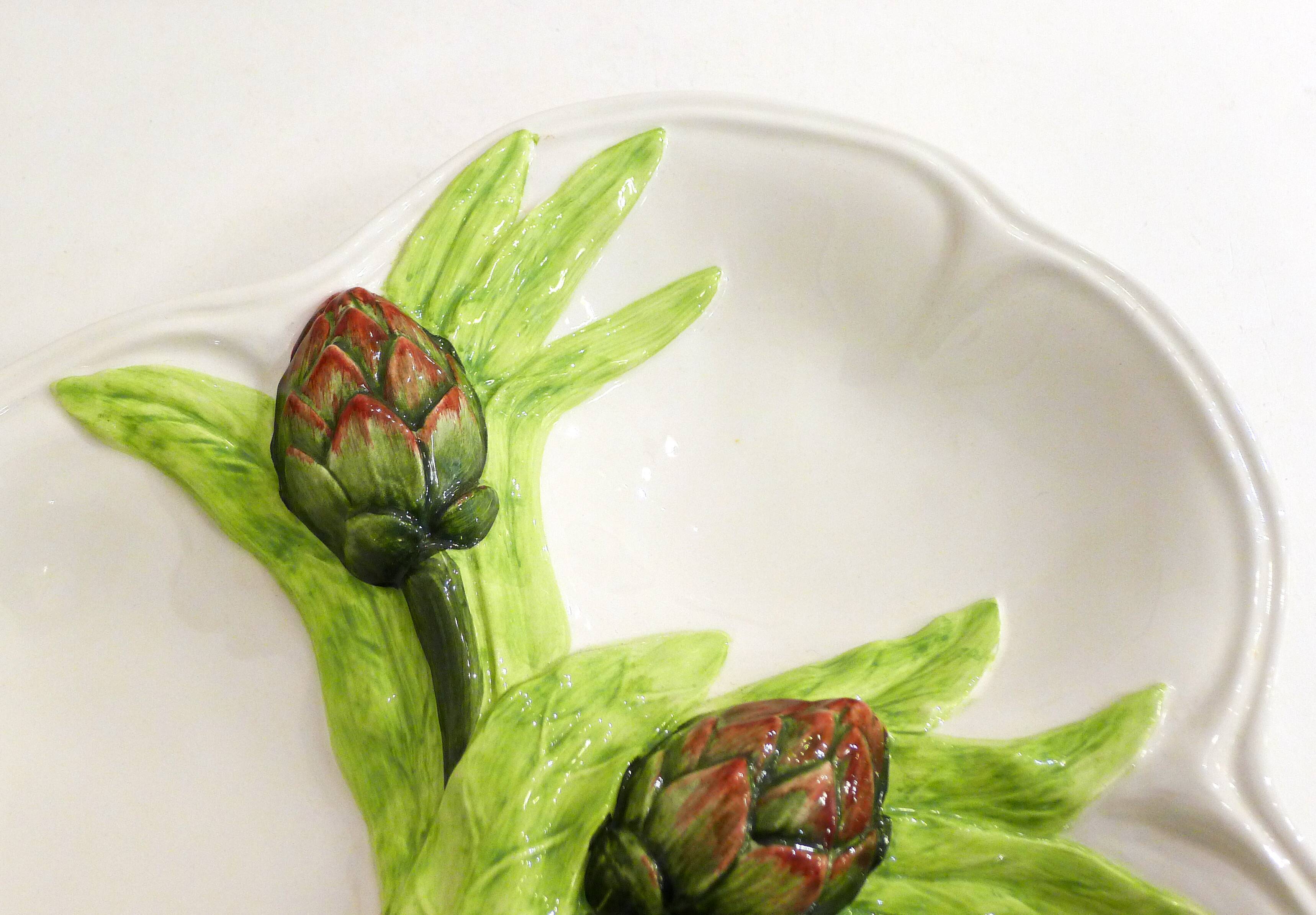 Dish dabbling artichokes