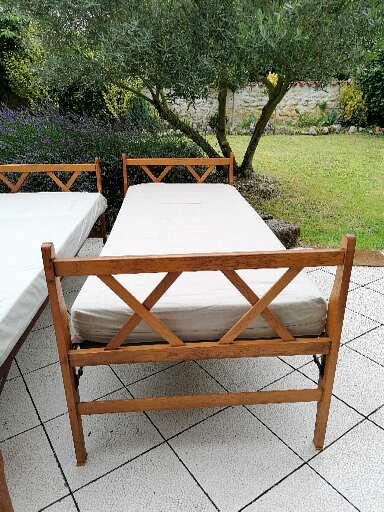 Vintage brace beds