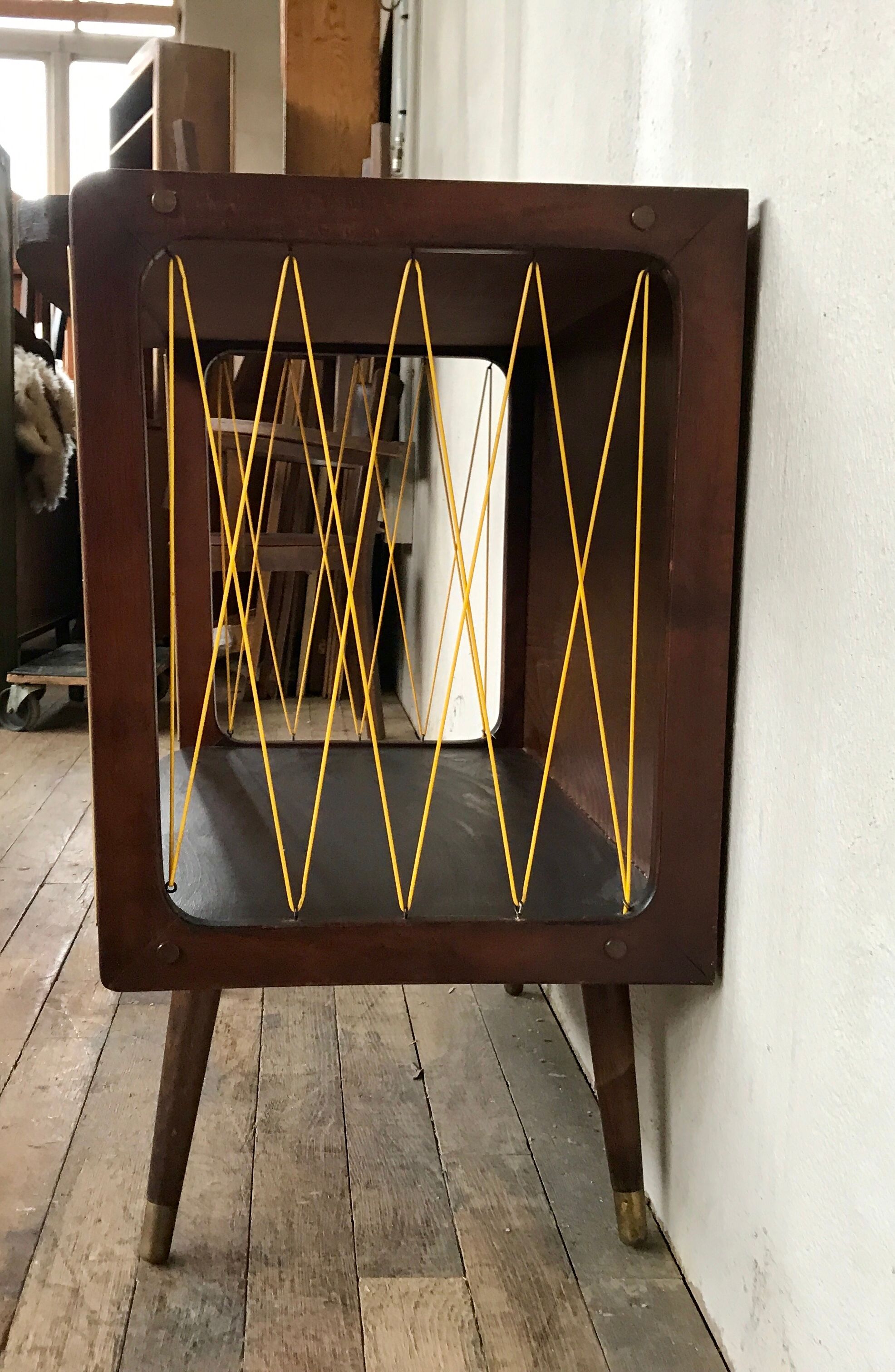 Furniture tv vintage feet compass 1950