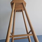 Tabouret haut en bois